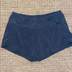 LULULEMON Run times shorts 4”